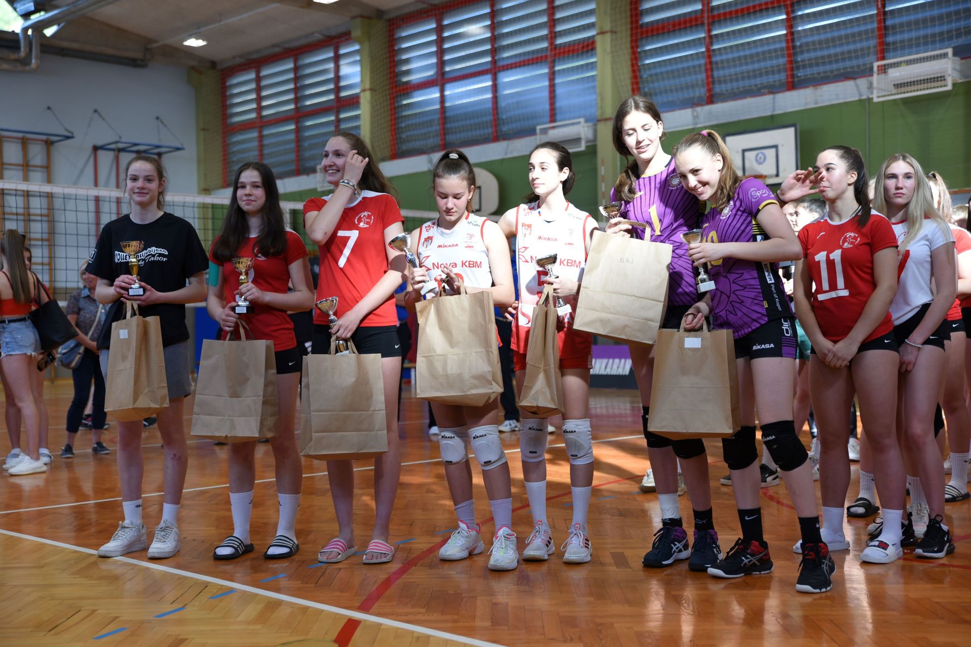 naj ekipa turnirja igralke fin dek 21.5.22