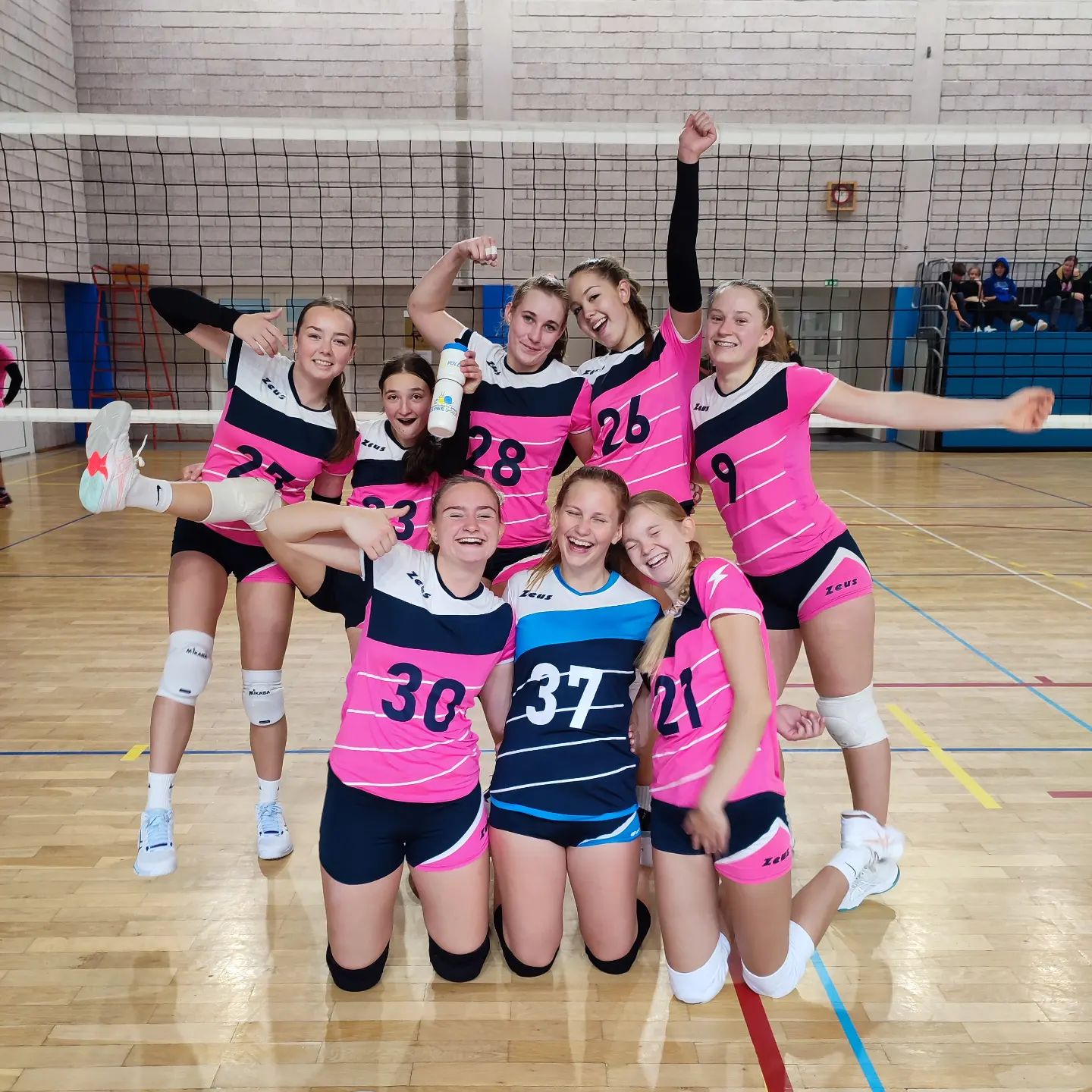 Svolley_kadetinje
